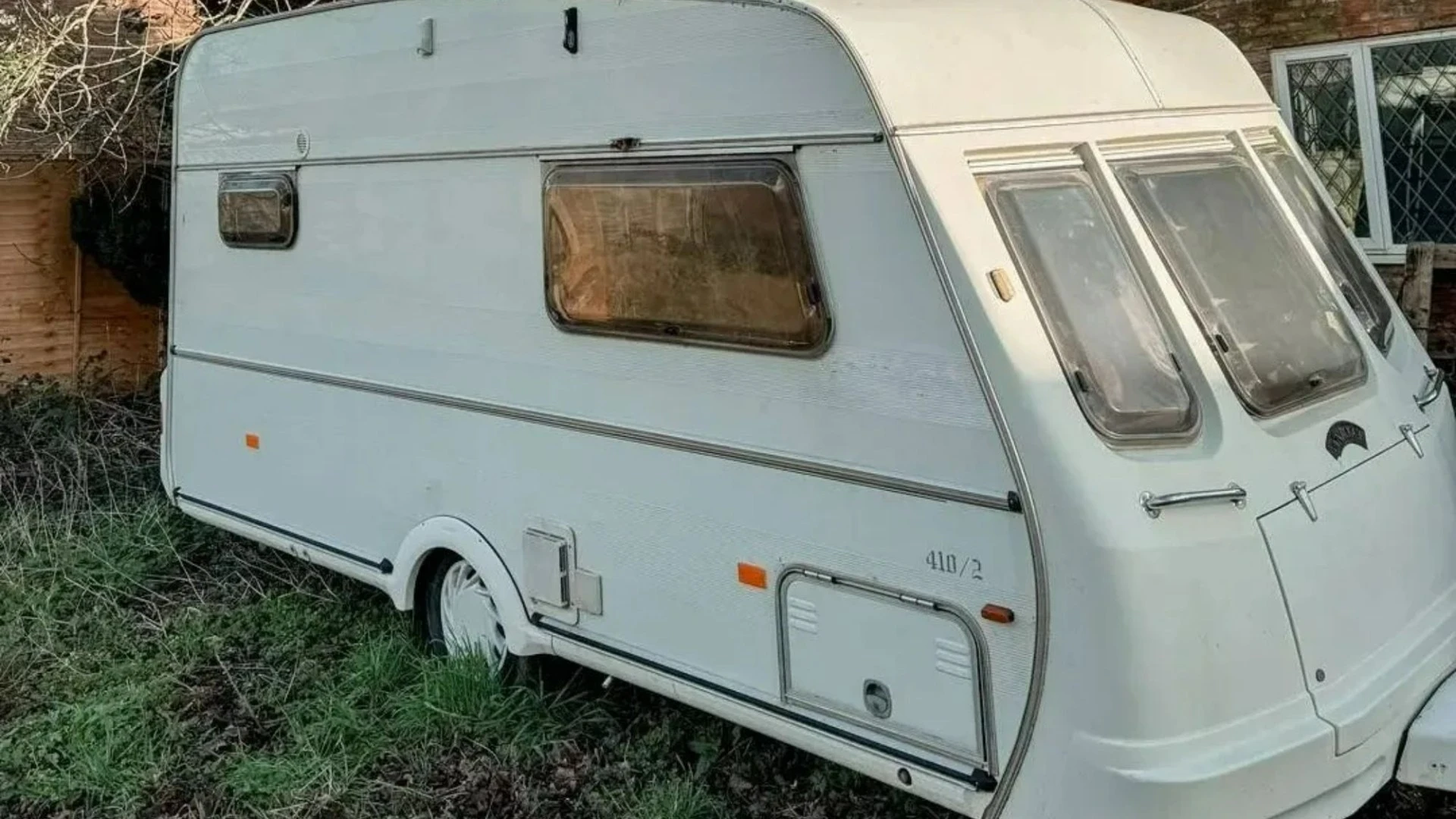 I got a £500 mouldy home from Facebook, it’ll be the dream with cheap buys