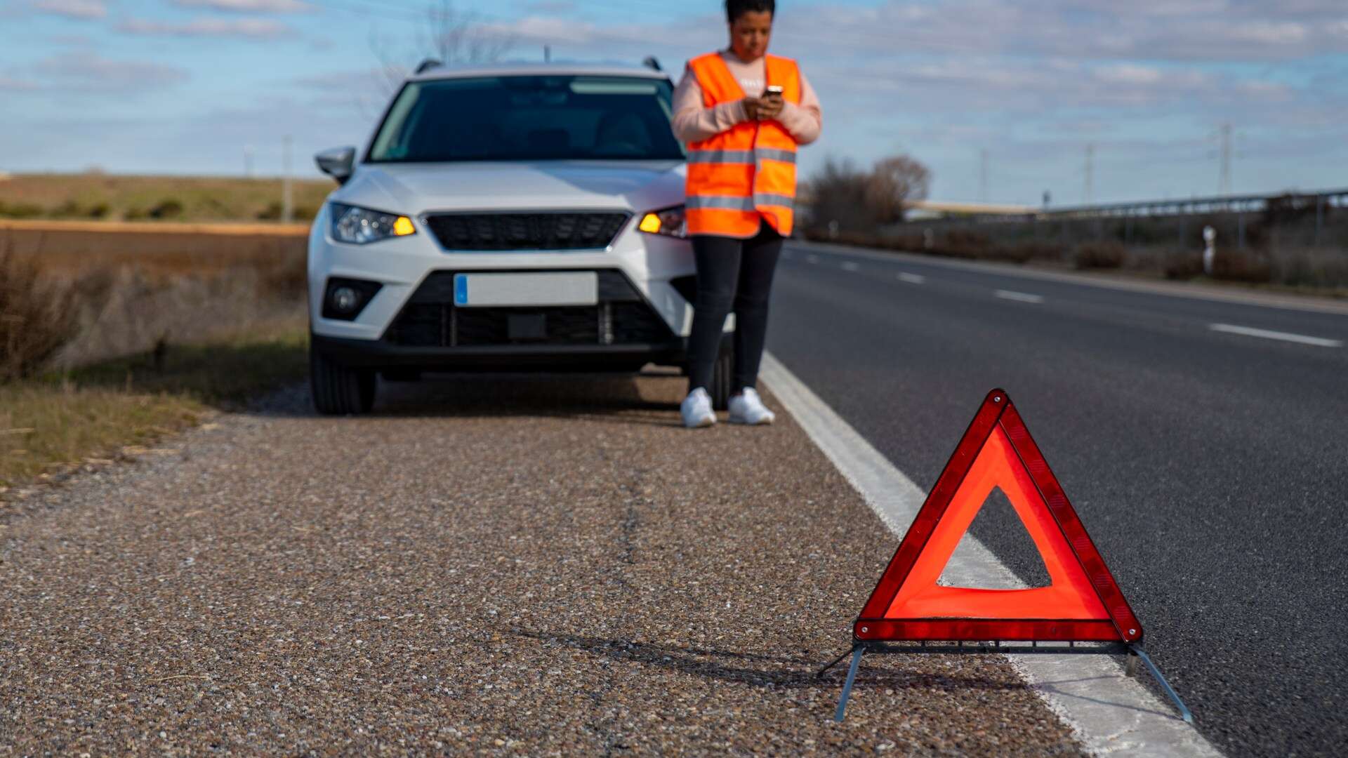 New road rules THIS WEEK will see ‘red lantern' warnings used to alert drivers