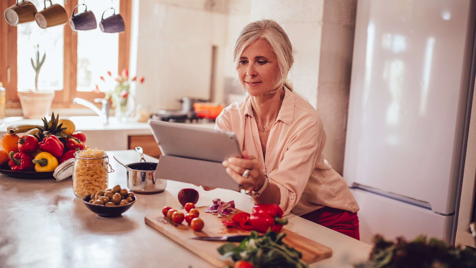 My mum’s obsession with Jamie Oliver got her scammed out of thousands of pounds