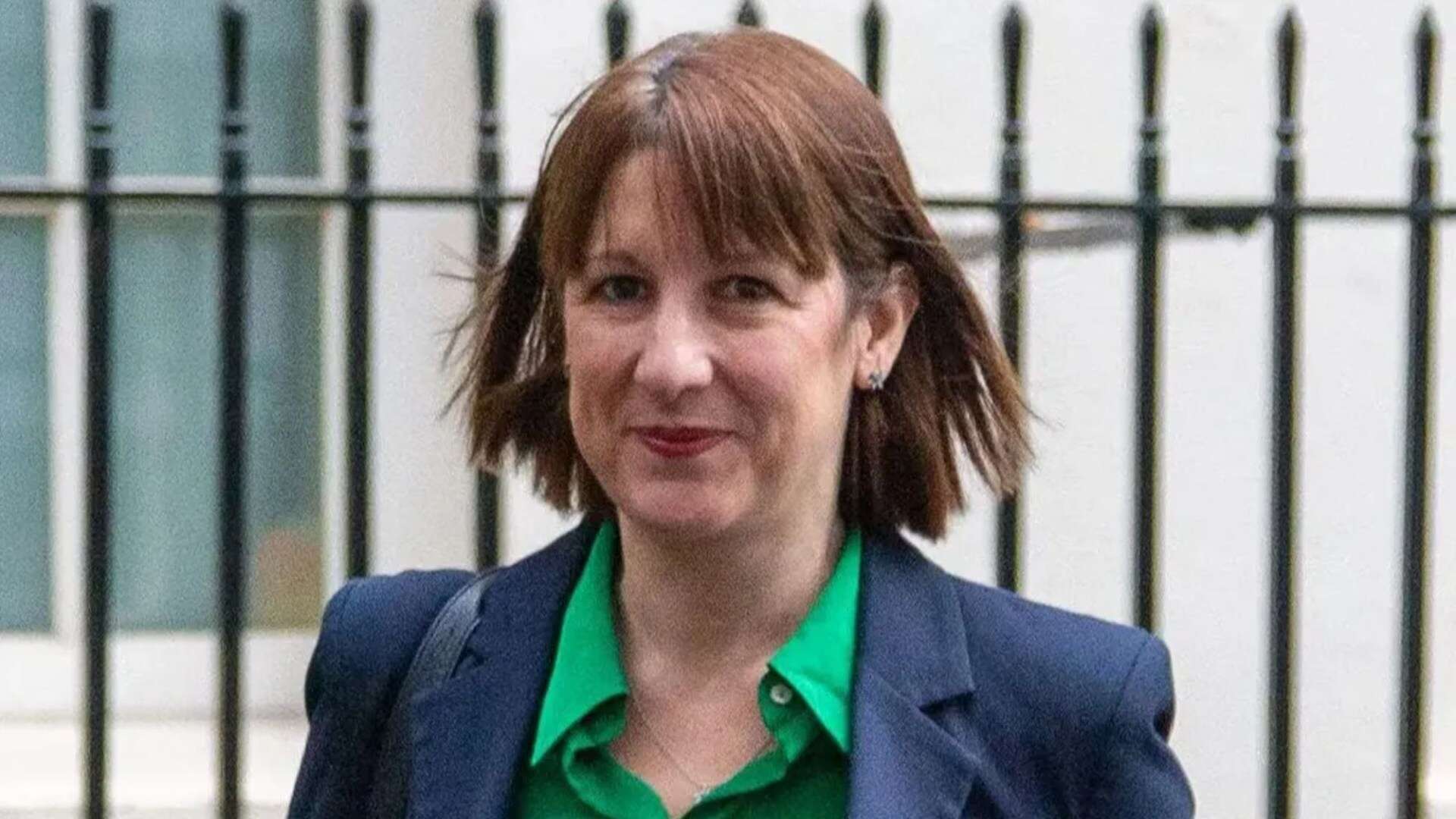 Fresh twist to Rachel Reeves’ CV row after claim made in legal filing emerges