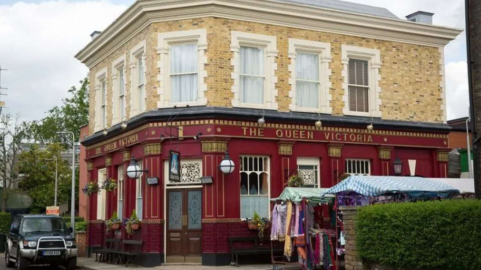 EastEnders character will battle illness & suicidal thoughts in Xmas plot