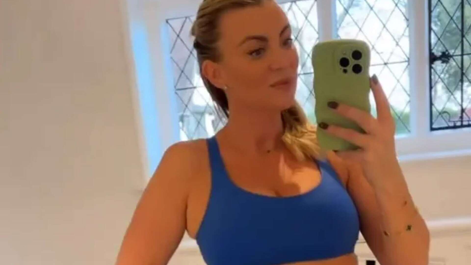 Billi Mucklow shows off body transformation after Andy Carroll split