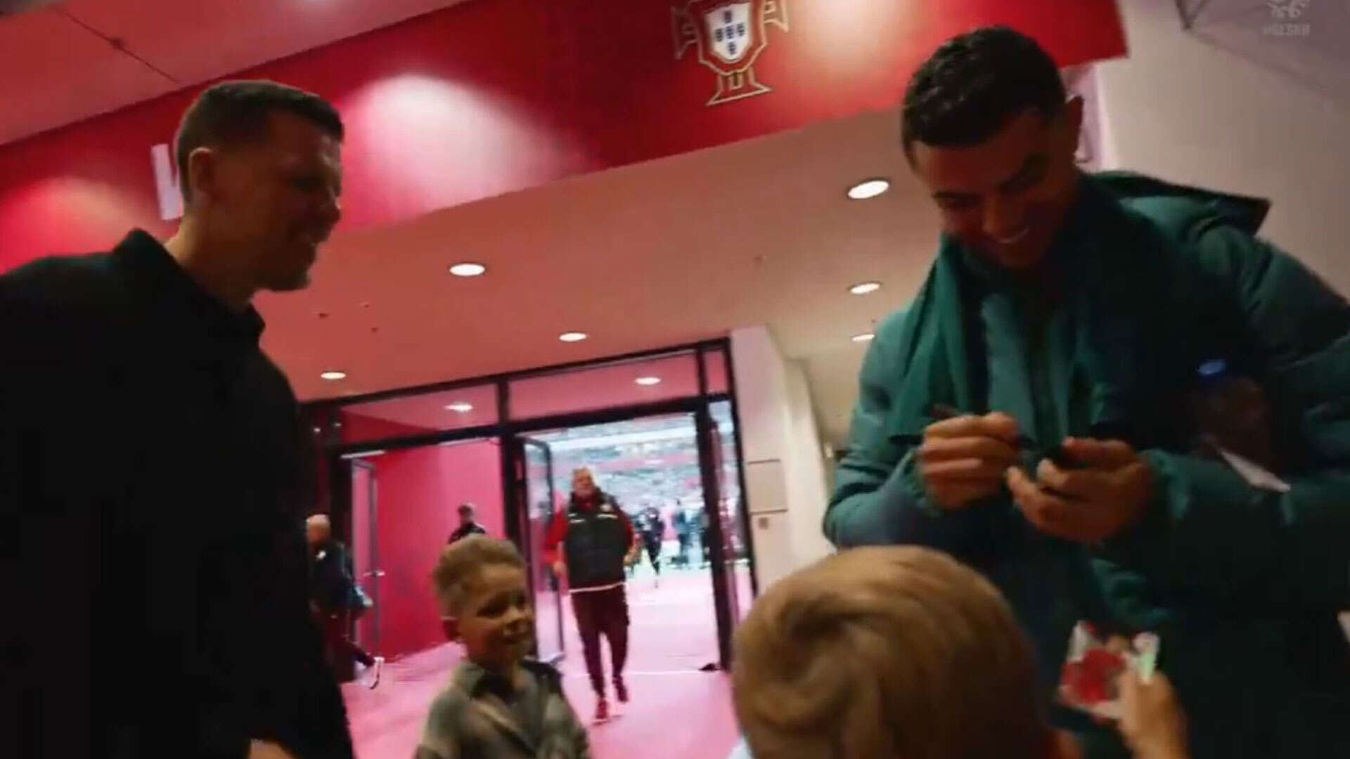 Watch Ronaldo's sweet chat with Szczesny that may not go down well at Barca