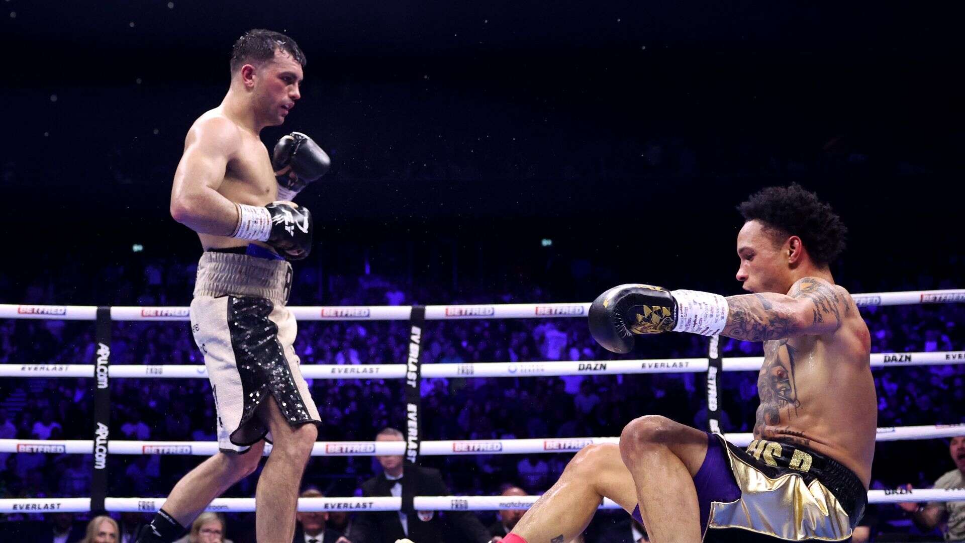 Catterall secures BRILLIANT win that propels him into world title picture