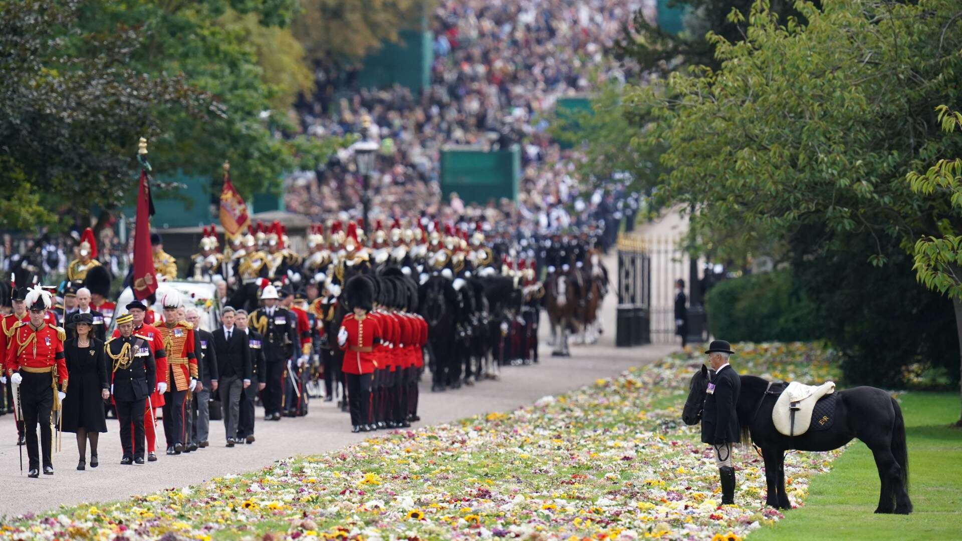 Queen Elizabeth II's favourite pony Emma pays final tribute to late monarch