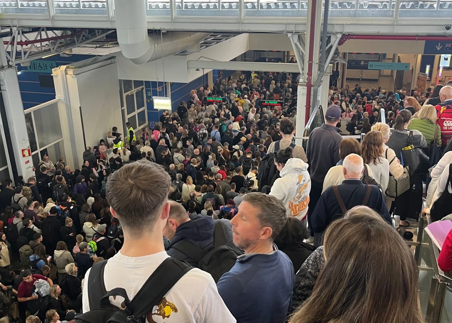 Top European hotspot to let Brits skip lengthy passport queues this summer