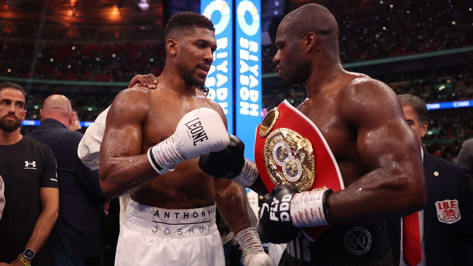 Anthony Joshua issues classy two-word response when asked what went wrong