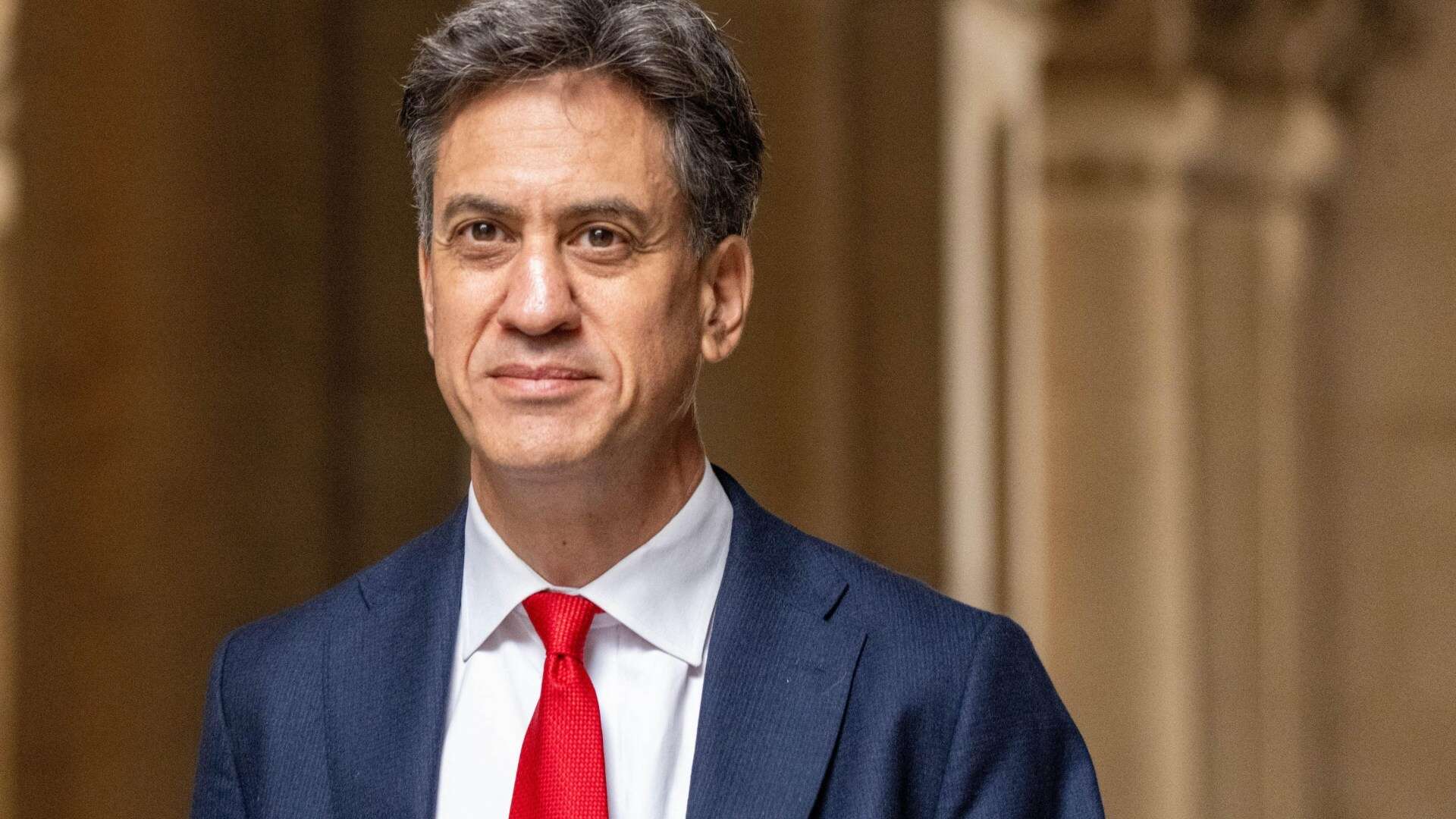 Ed Miliband's fury at 'anti green' trade deal talks with oil-rich Gulf