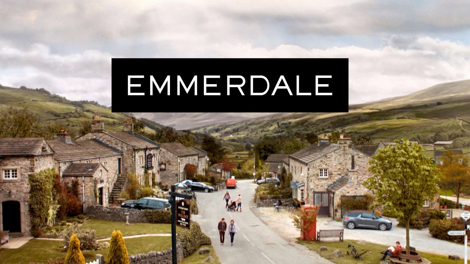 Emmerdale star looks unrecognisable in life away from soap