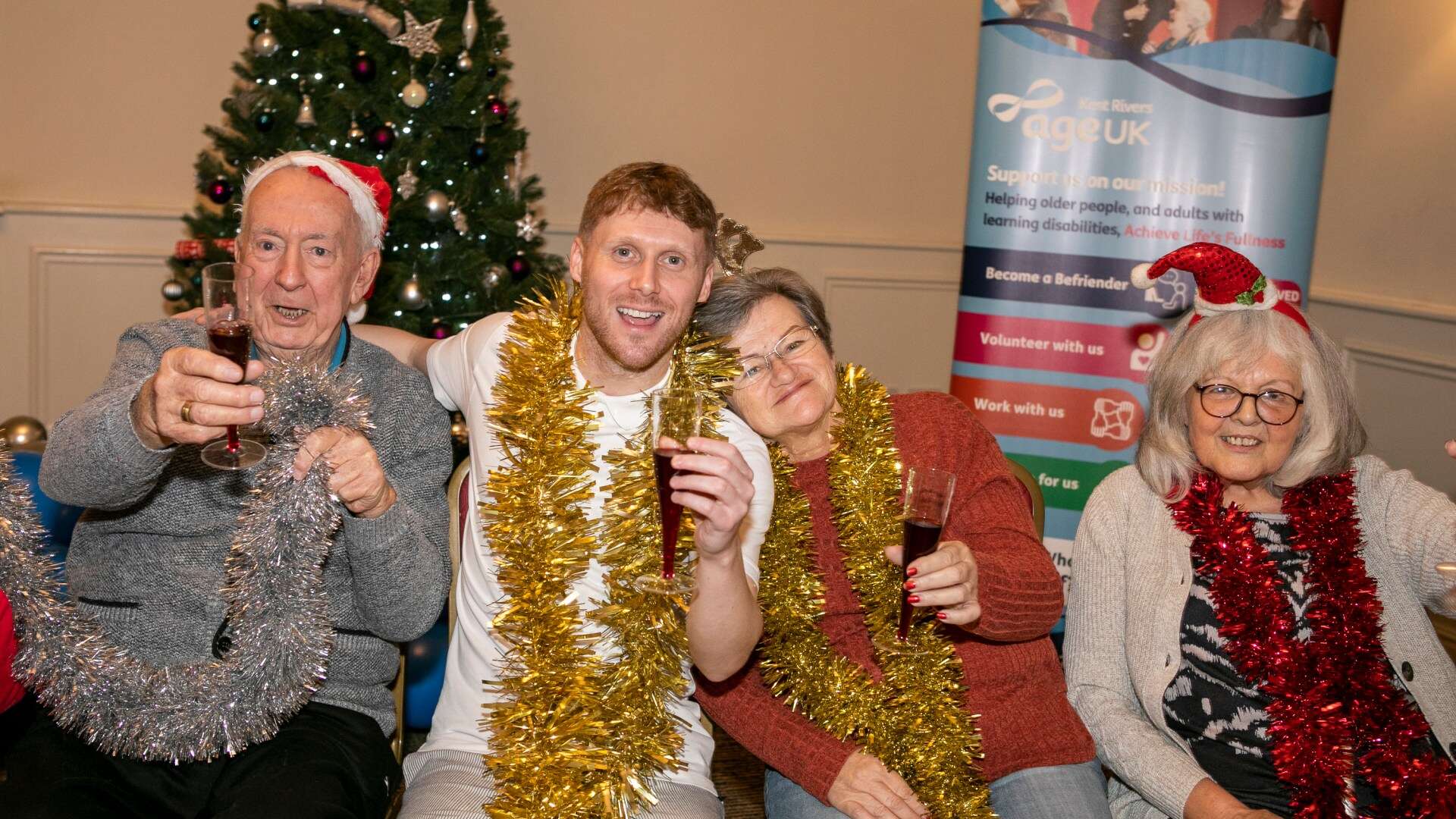 Jamie Borthwick gives elderly dance class & supports Christmas SOS Appeal