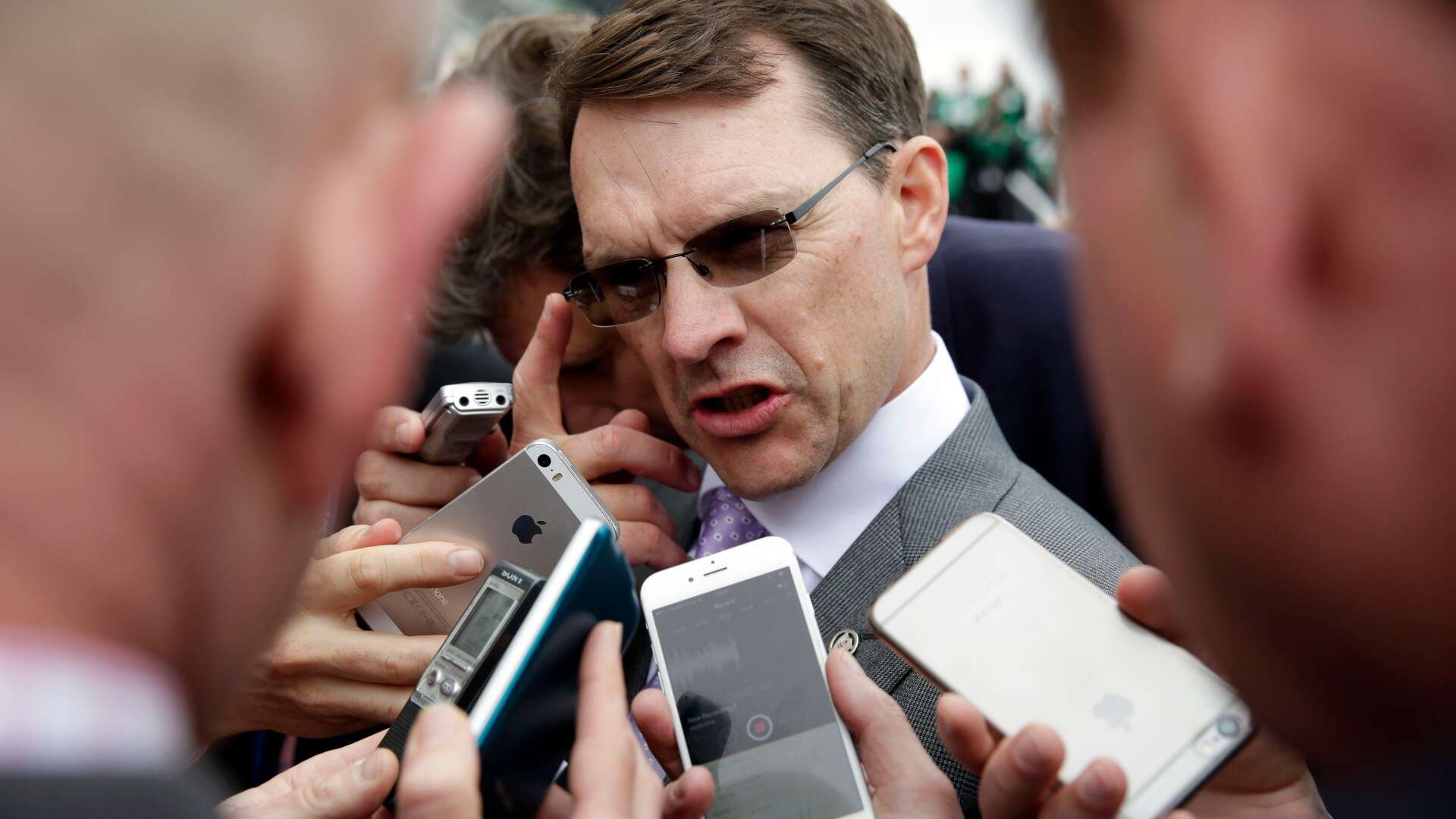 Aidan O'Brien loses 'unbelievable' horse as Coolmore flood sales with talent