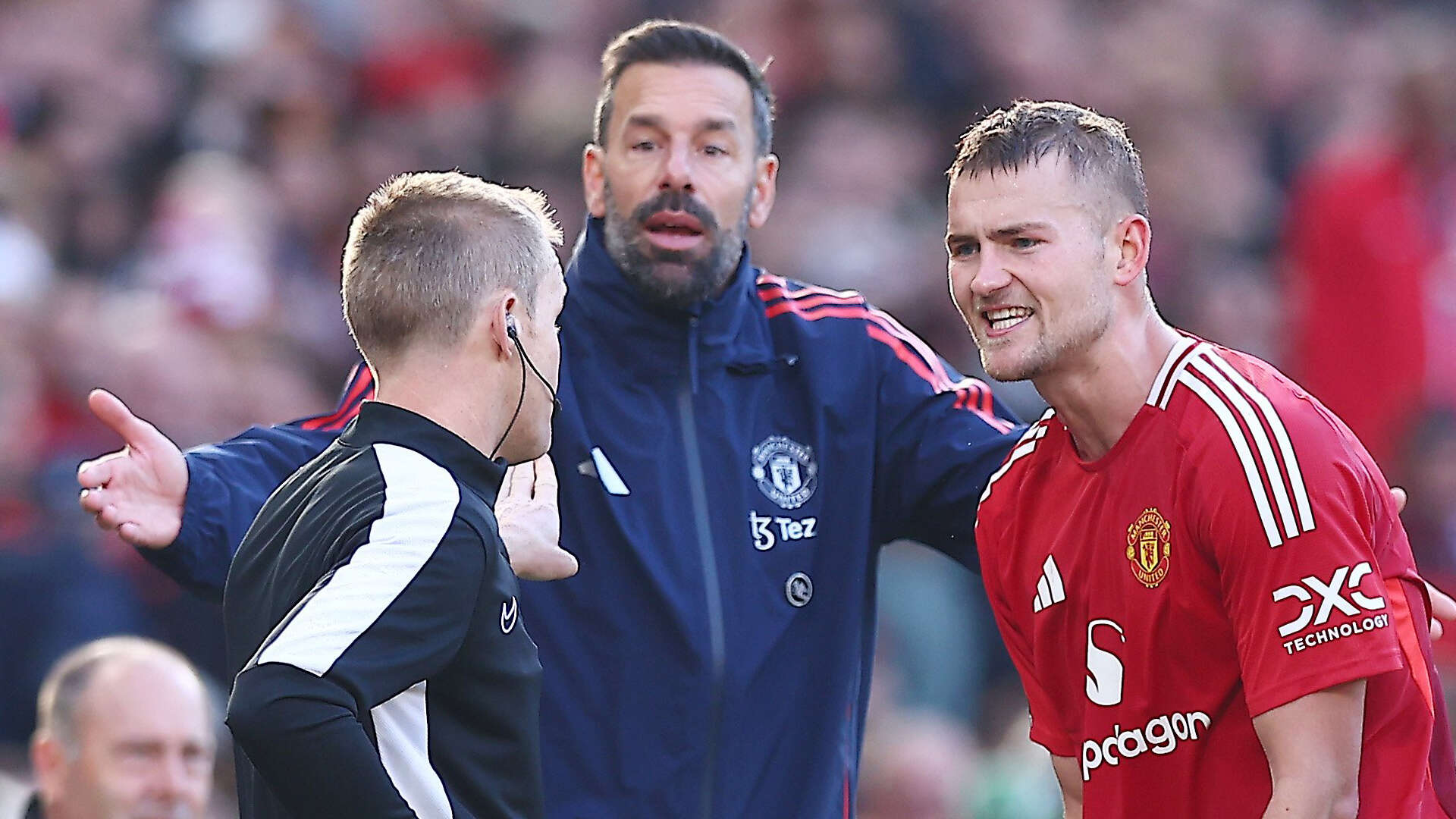 Man Utd legend facing FA charge after 'furious tunnel-bust up' with referee