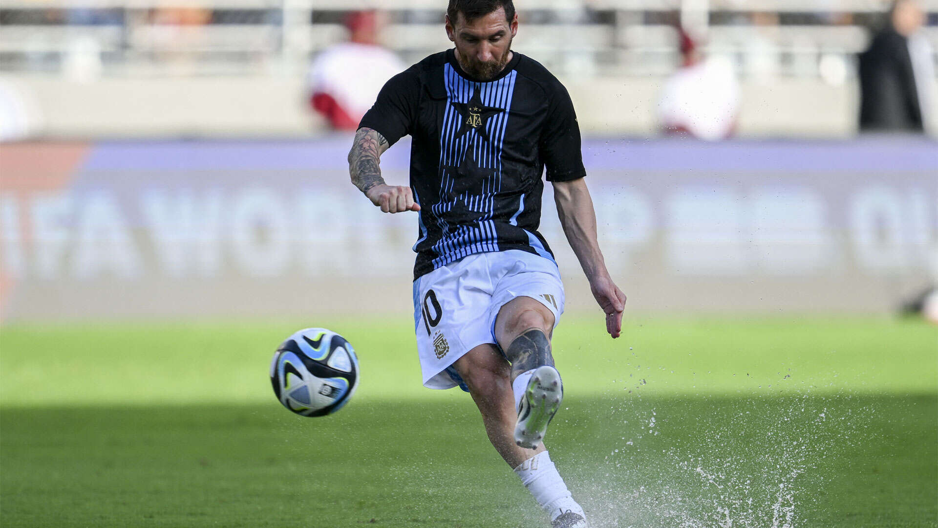 Messi rants as flooded pitch causes chaos in Argentina's draw vs Venezuela