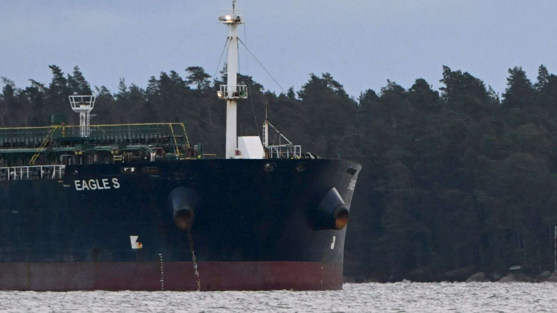 Putin's 'ghost ship dragged anchor for 60MILES to shred deep sea cables'