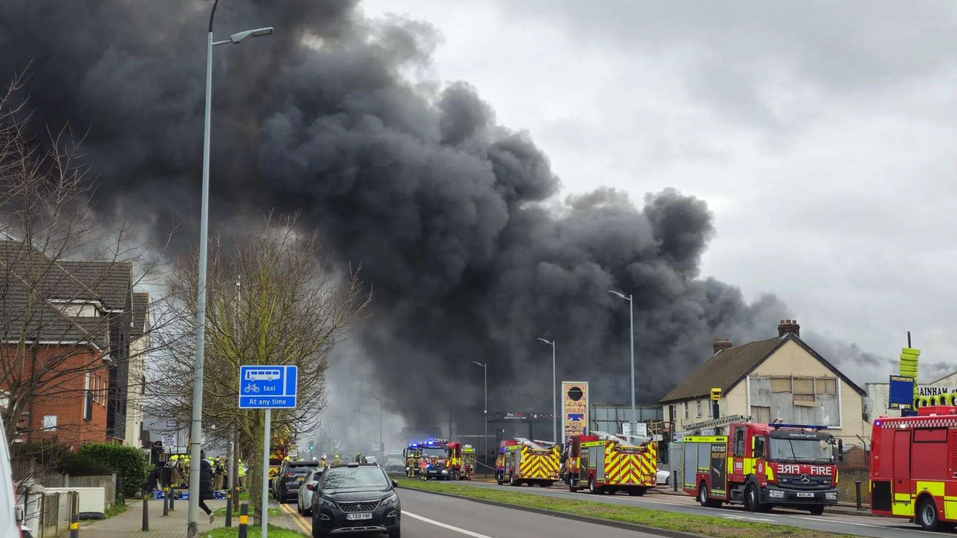 Blaze erupts sending smoke billowing as locals told keep your 'windows SHUT'