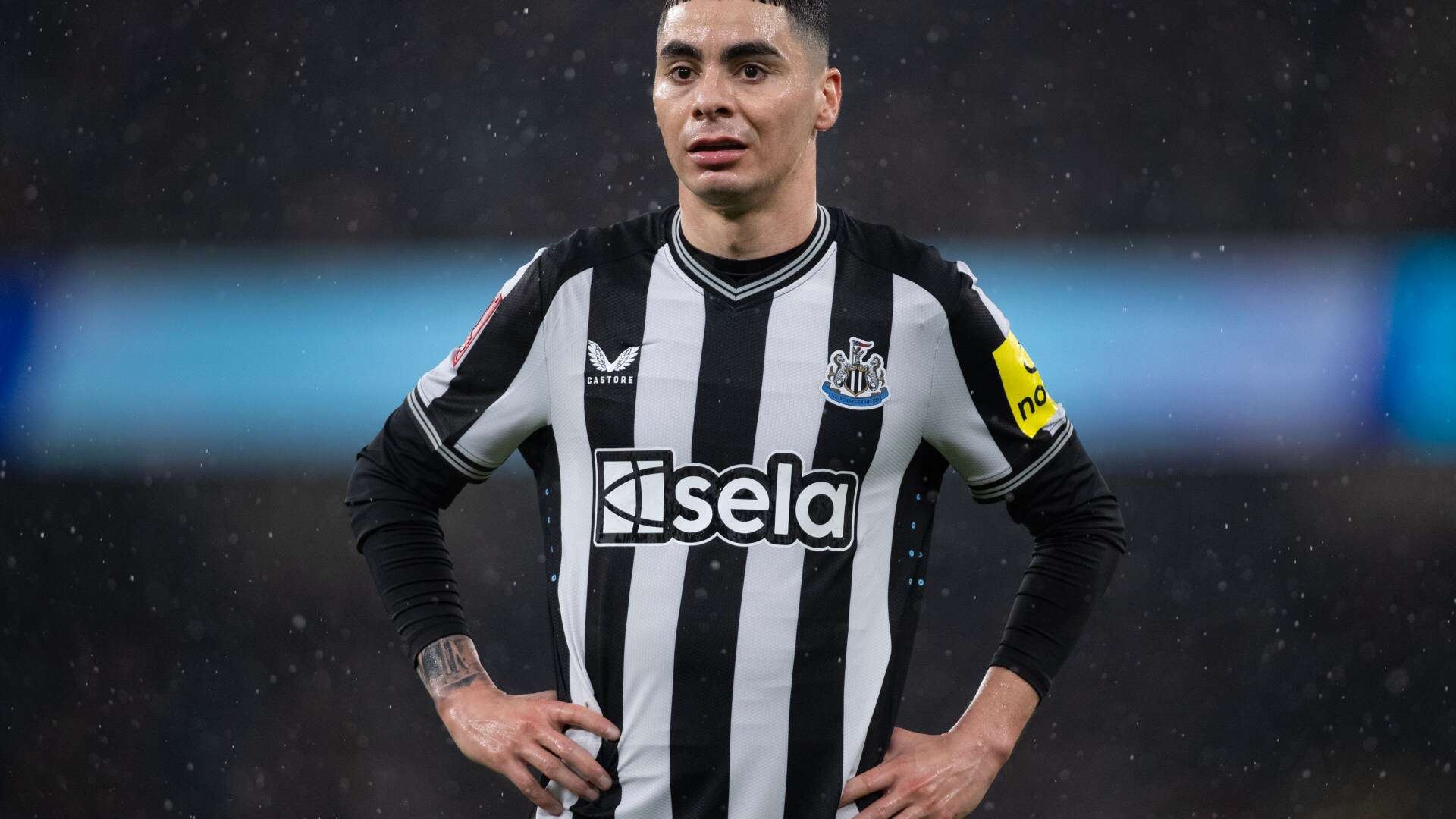 Newcastle outcast Almiron offered Premier League lifeline as three clubs circle