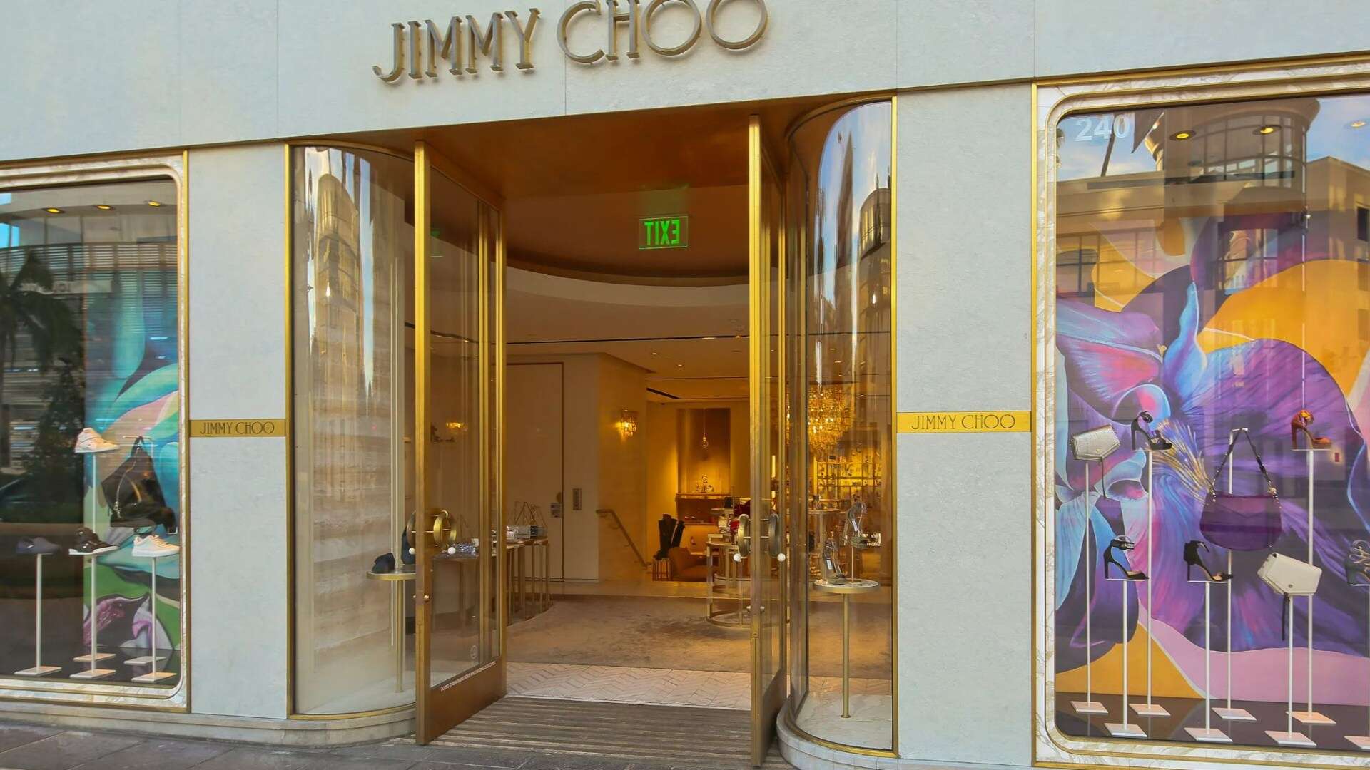 How to get your hands on a gorgeous golden Jimmy Choo handbag for FREE