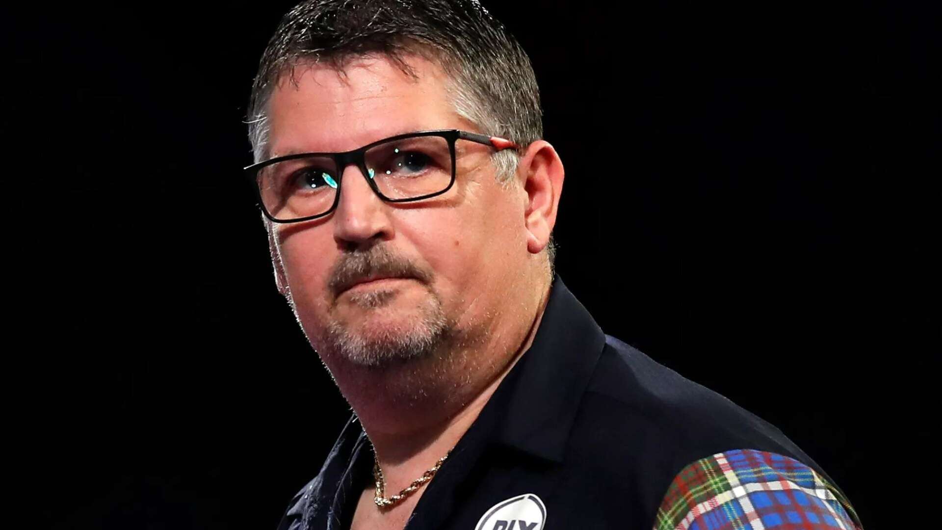 'British Airways done me like a kipper' says darts star after disaster