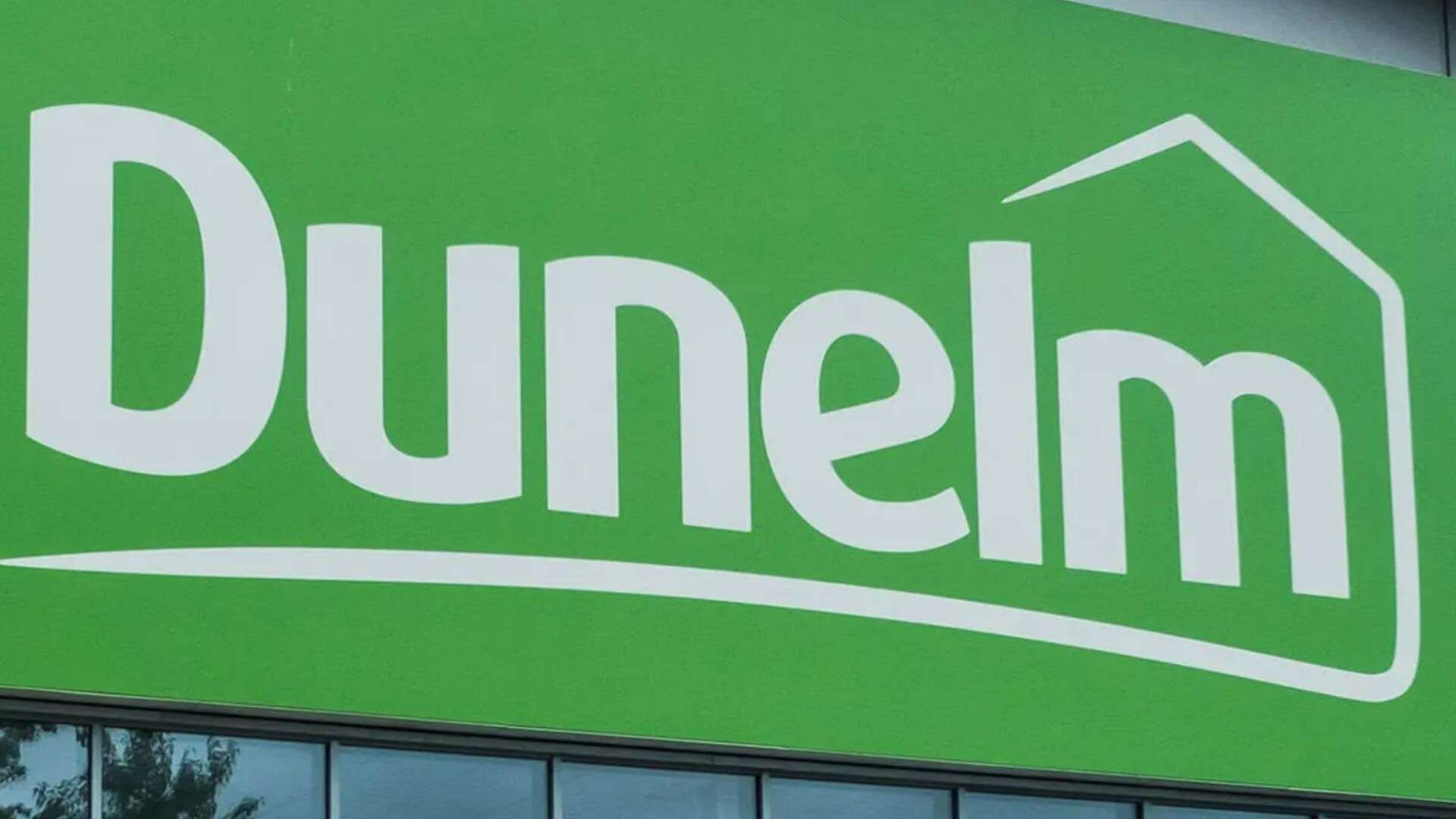 Dunelm shoppers rave over £28 bargain that makes a room toasty for just 45p/hour