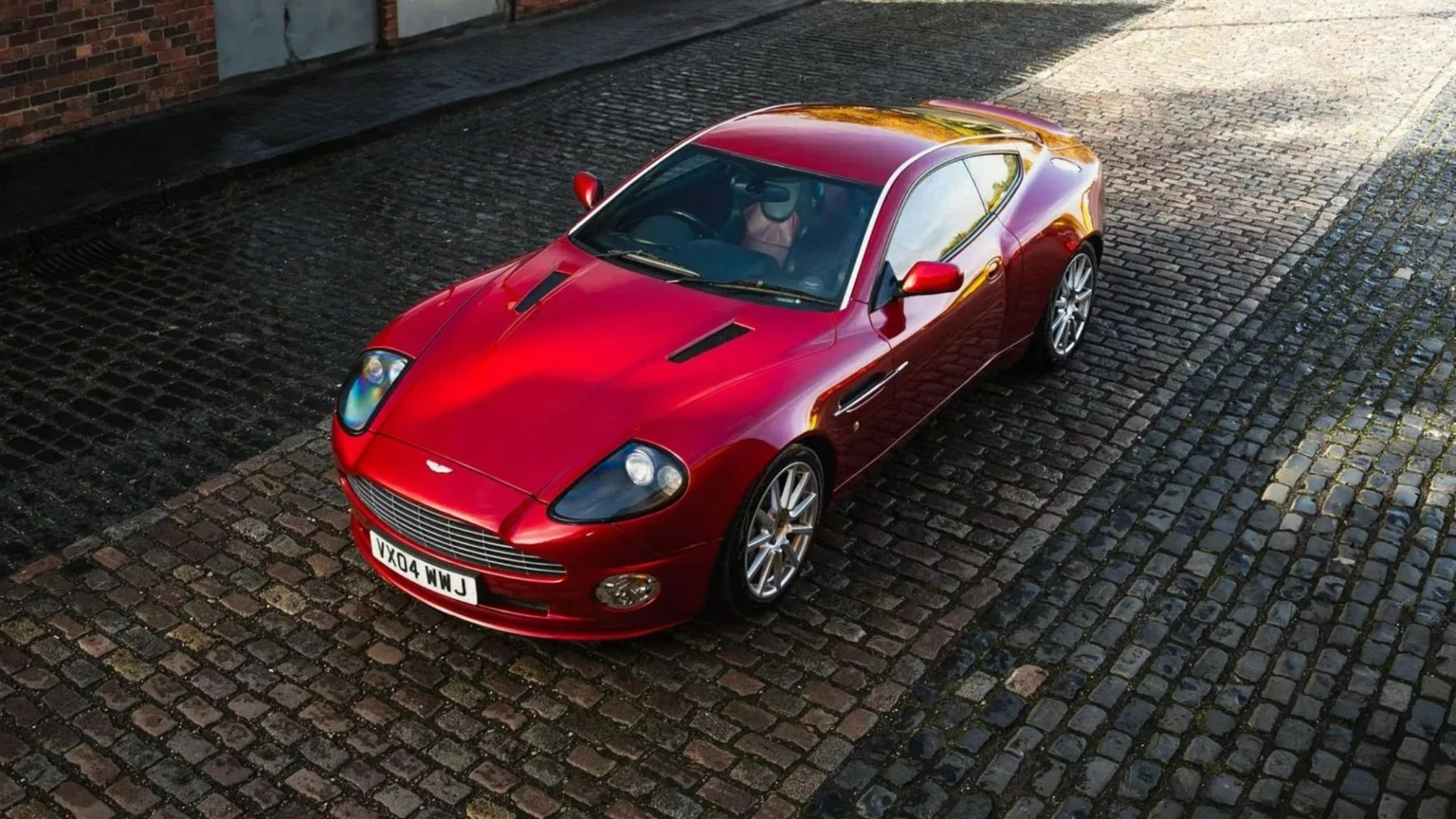 Iconic Top Gear Aston Martin that Clarkson compared to 'lightning' hits auction