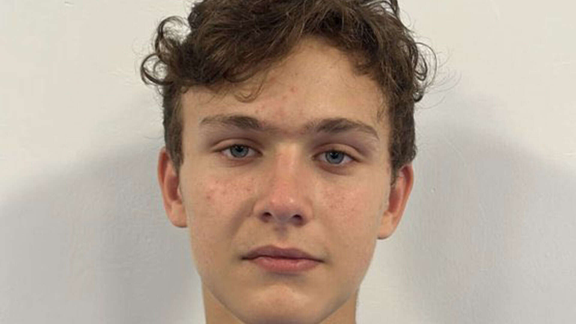 Judo star, 18, killed in avalanche at ski resort despite rescue attempts