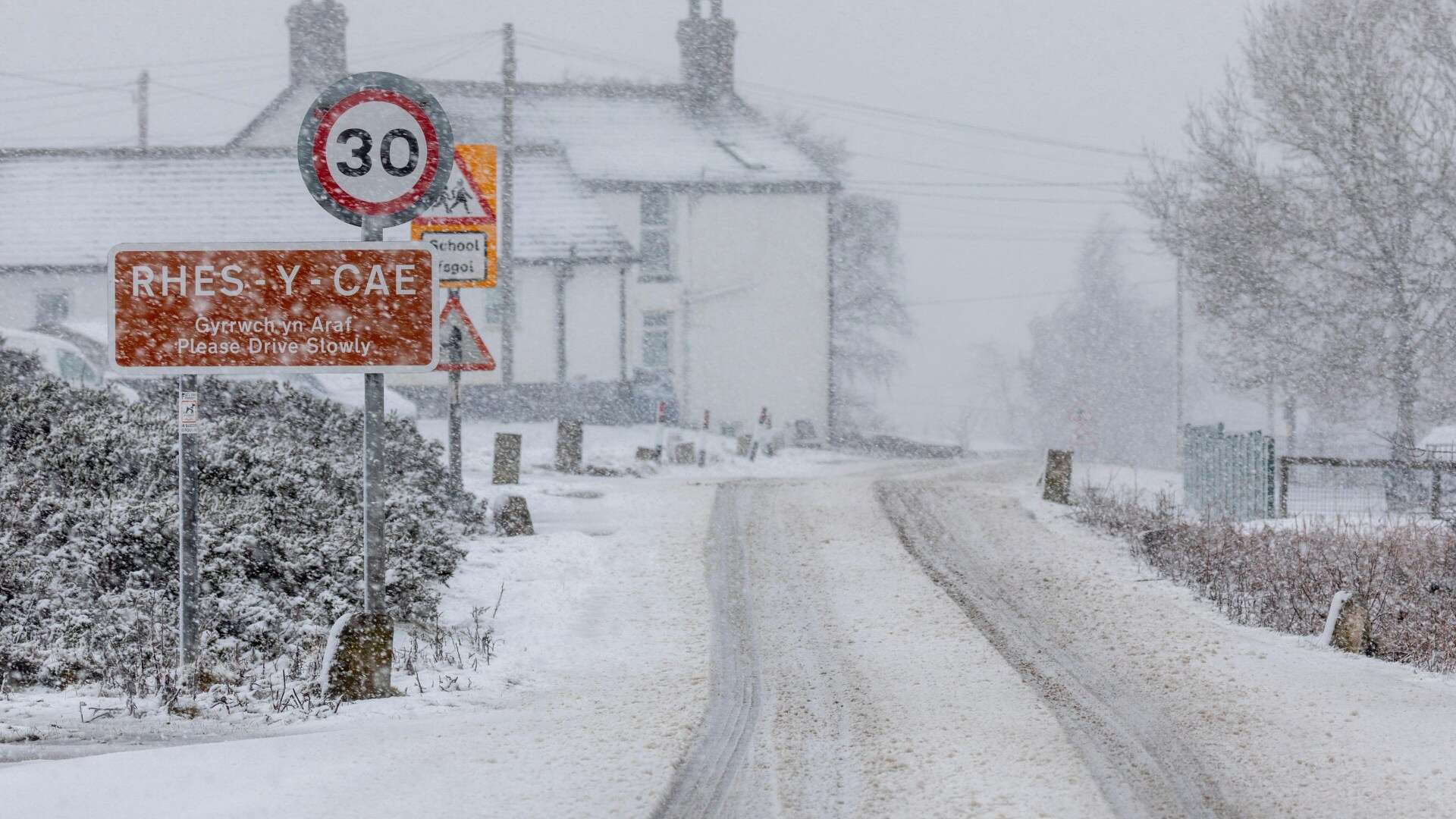 Map reveals every cold health alert in UK over New Year - is your area at risk?