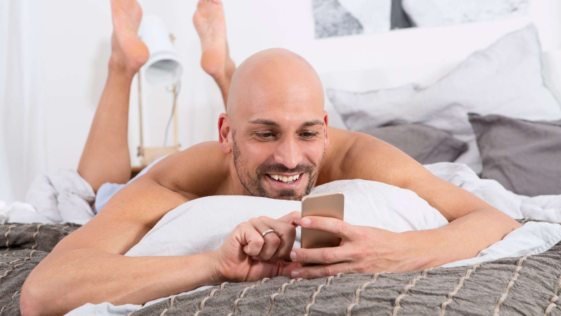 Only way to stop my husband sexting other women is to treat him like a child