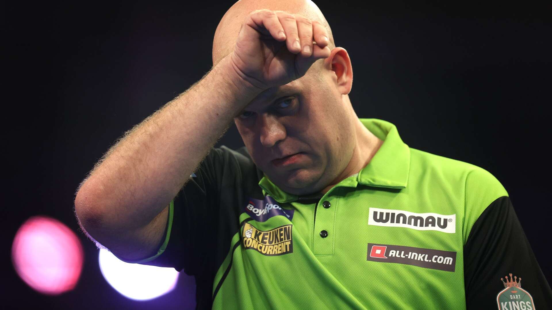 Van Gerwen and old guard at risk as Littler and Humphries usher in new era