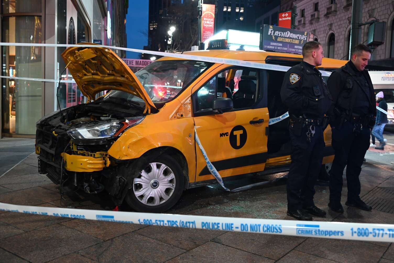 Three rushed to hospital after cab plowed into pedestrians in NYC