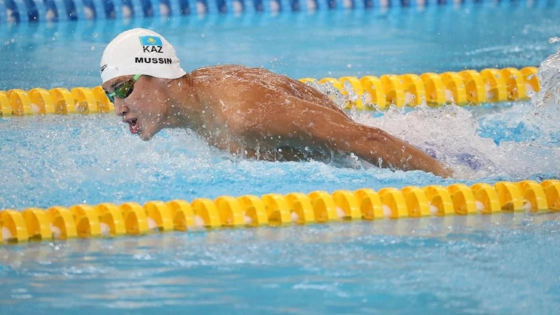 Казахстанские пловцы выиграли еще семь золотых медалей на чемпионате Азии