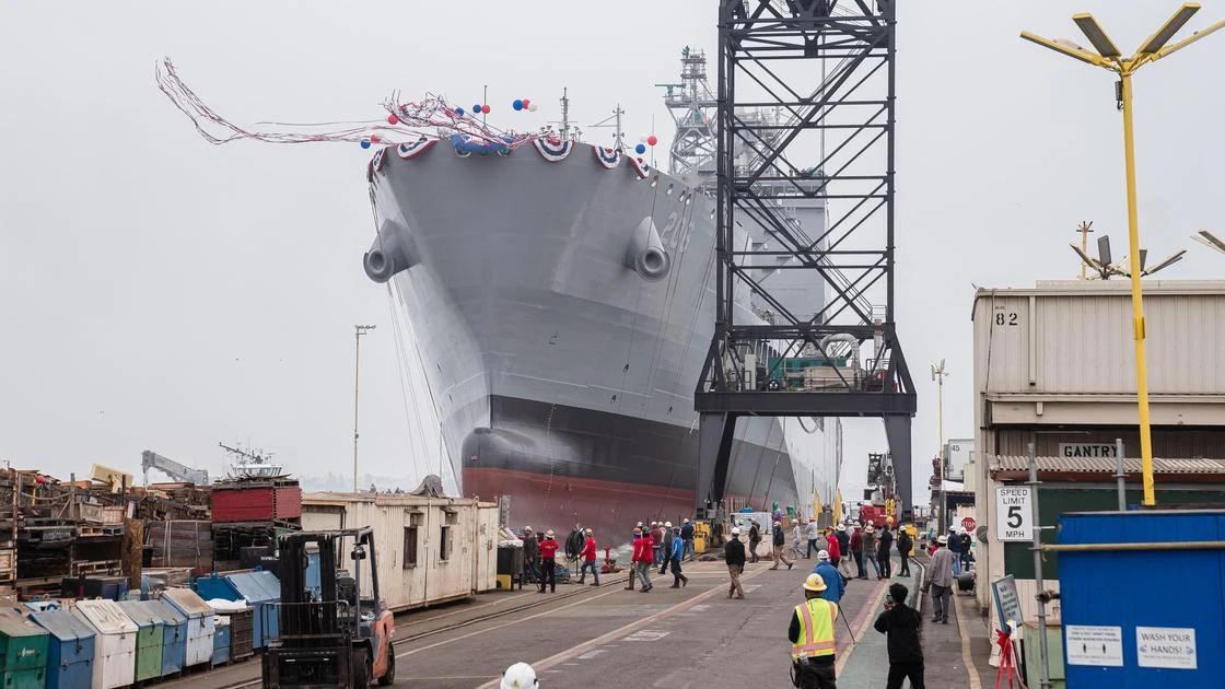 ВМС США спустили на воду корабль, названный в честь гей-активиста