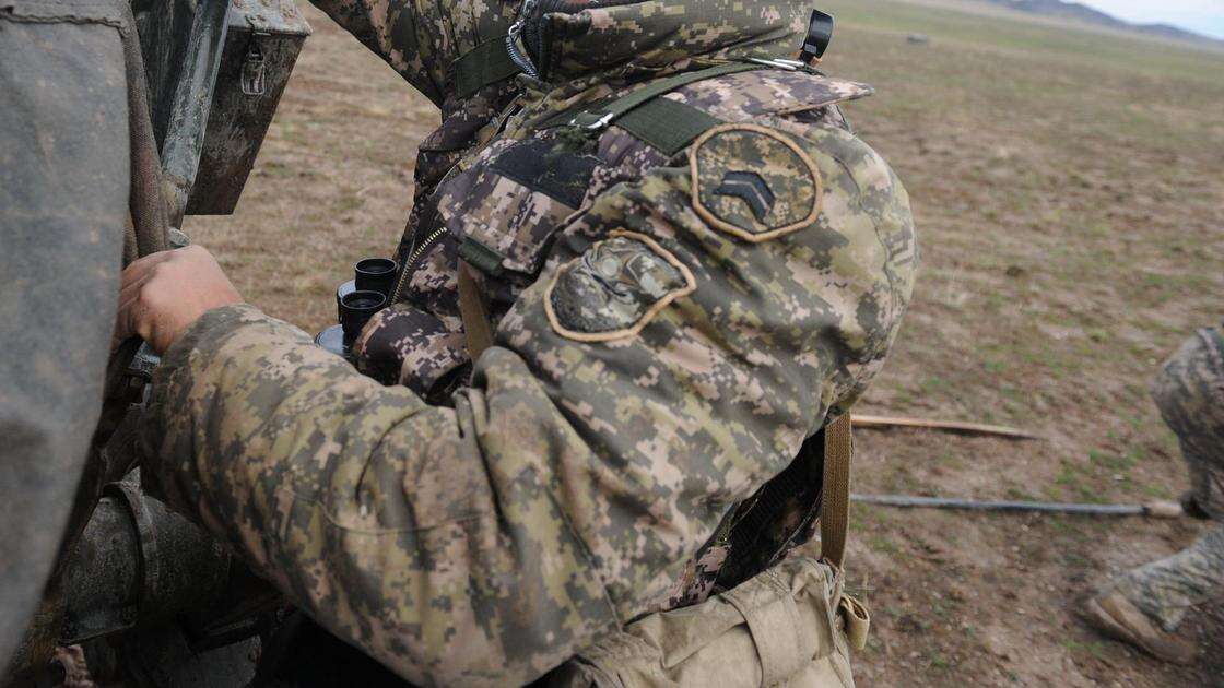 Солдат-срочник погиб во время сборов на полигоне в Мангистау