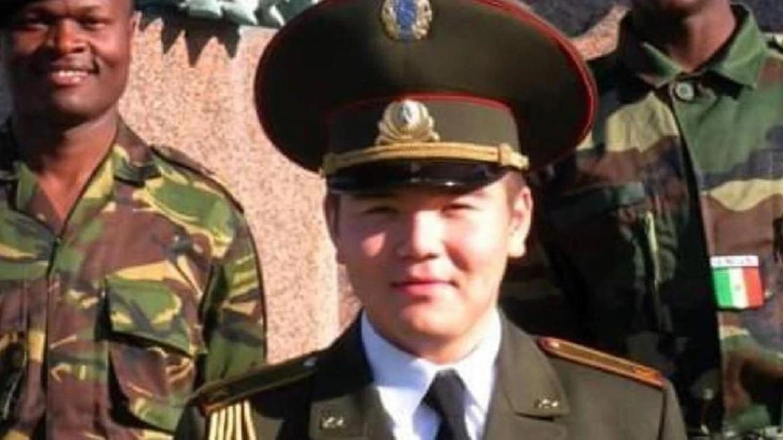 Нурали Алиев опубликовал архивные фото Айсултана Назарбаева