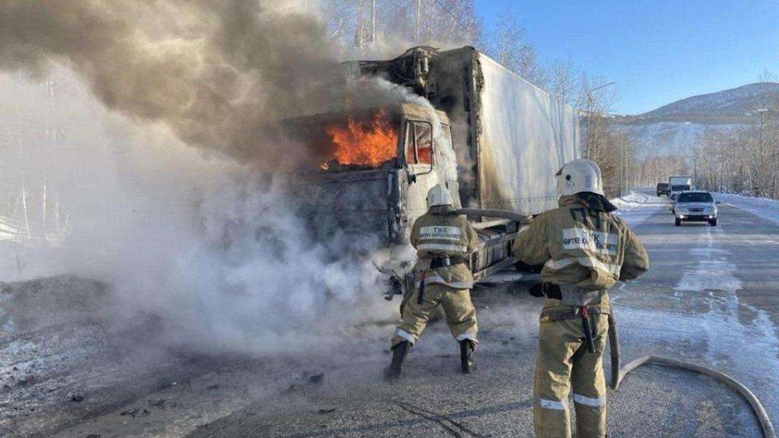 МЧС обратилось к казахстанским водителям из-за сильных морозов