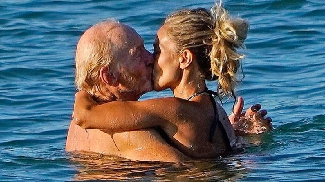 73-летнюю звезду 