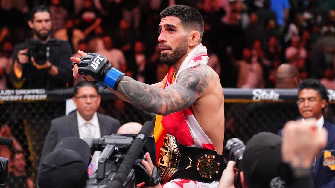 Новый чемпион UFC в полулегком весе бросил вызов Хабибу Нурмагомедову