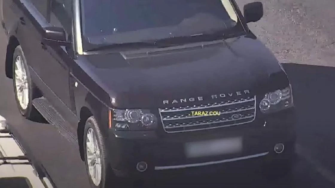 Водителя Range Rover наказали за грубую езду в Таразе