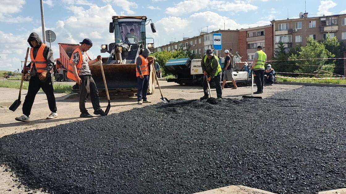 Дороги обновляют в городе Степногорск