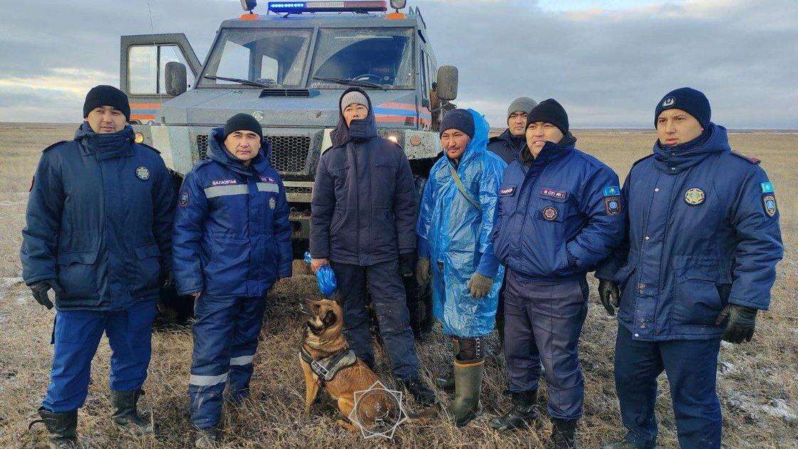 Всю ночь искали пропавших в степи в Актюбинской области