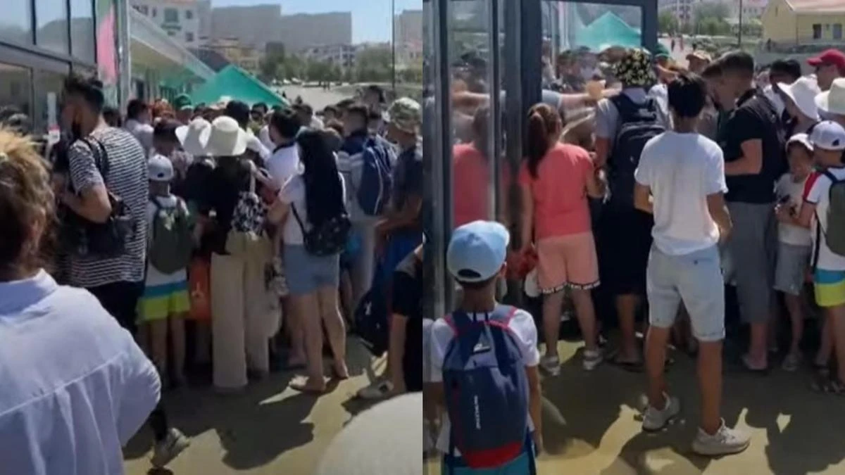 Столпотворение у аквапарка сняли на видео в Актау