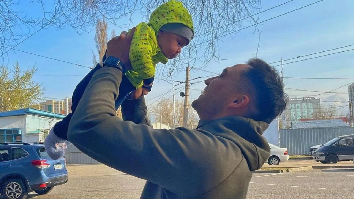 Долгожданное счастье: артисты, чьи семьи пополнились в этом году
