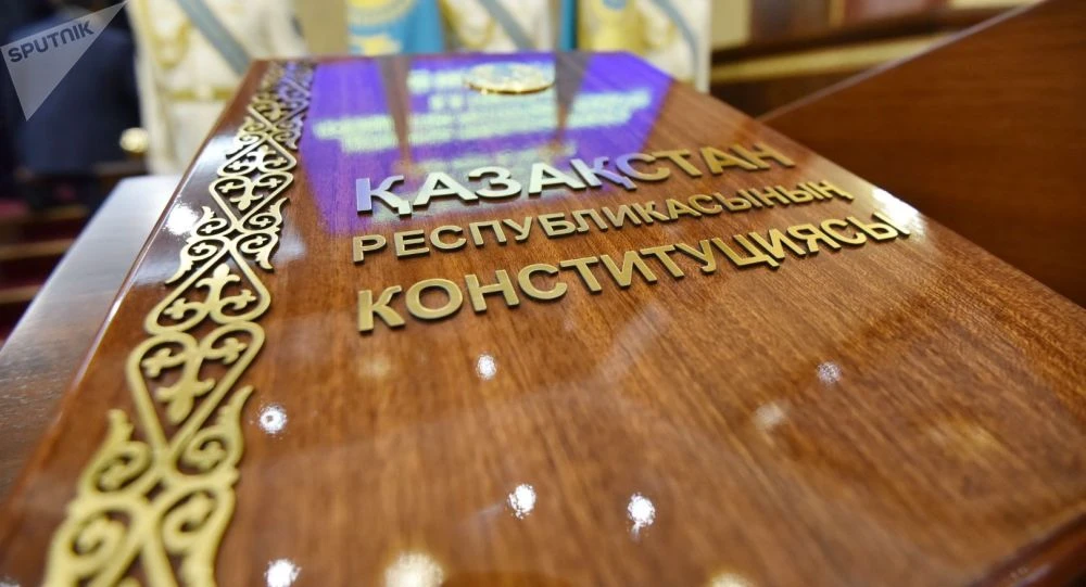 Юбилей главного закона страны: как казахстанцы празднуют День Конституции