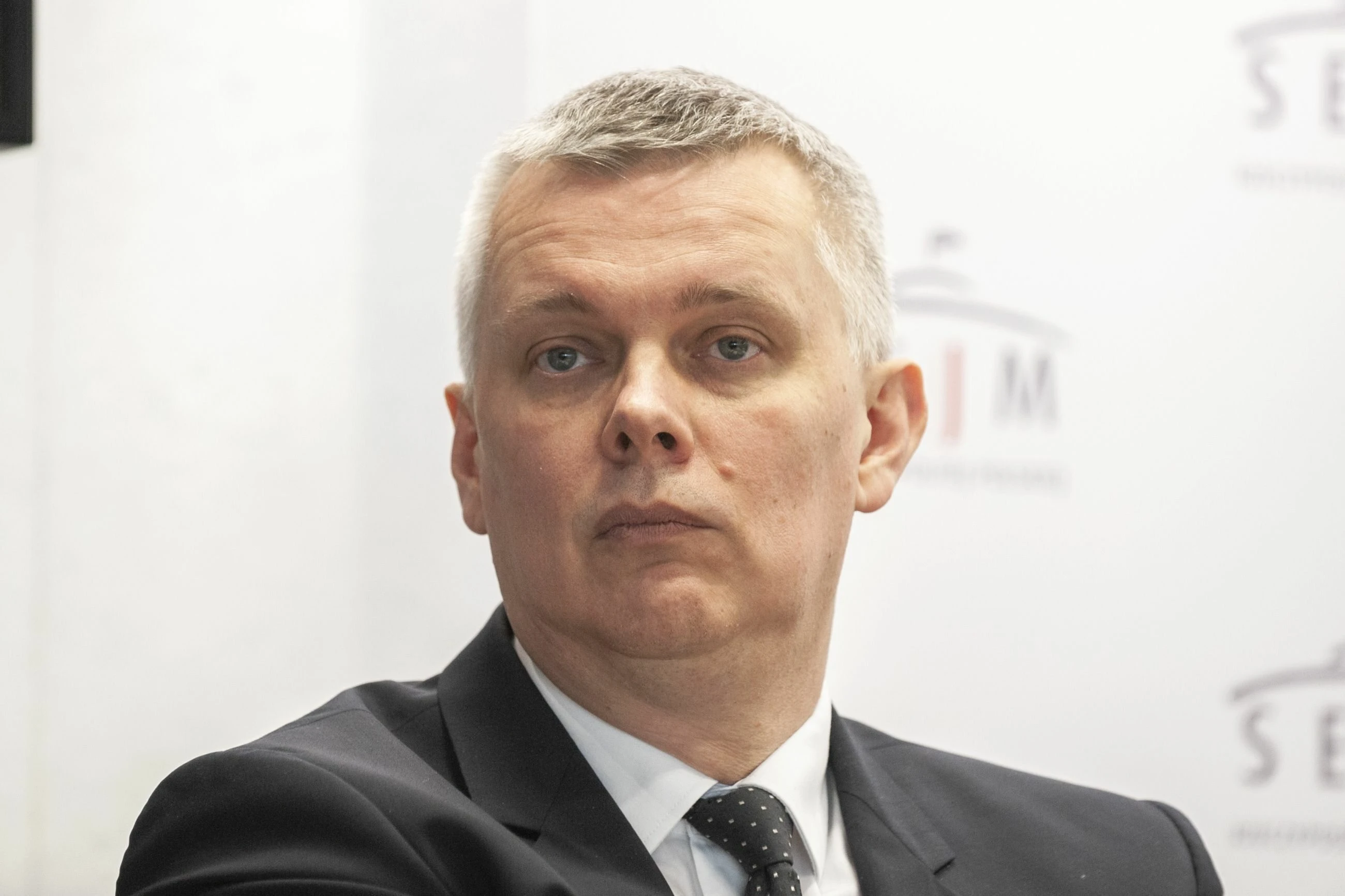 Siemoniak: Wysocy urzędnicy państwowi boją się, że służby ich inwigilują