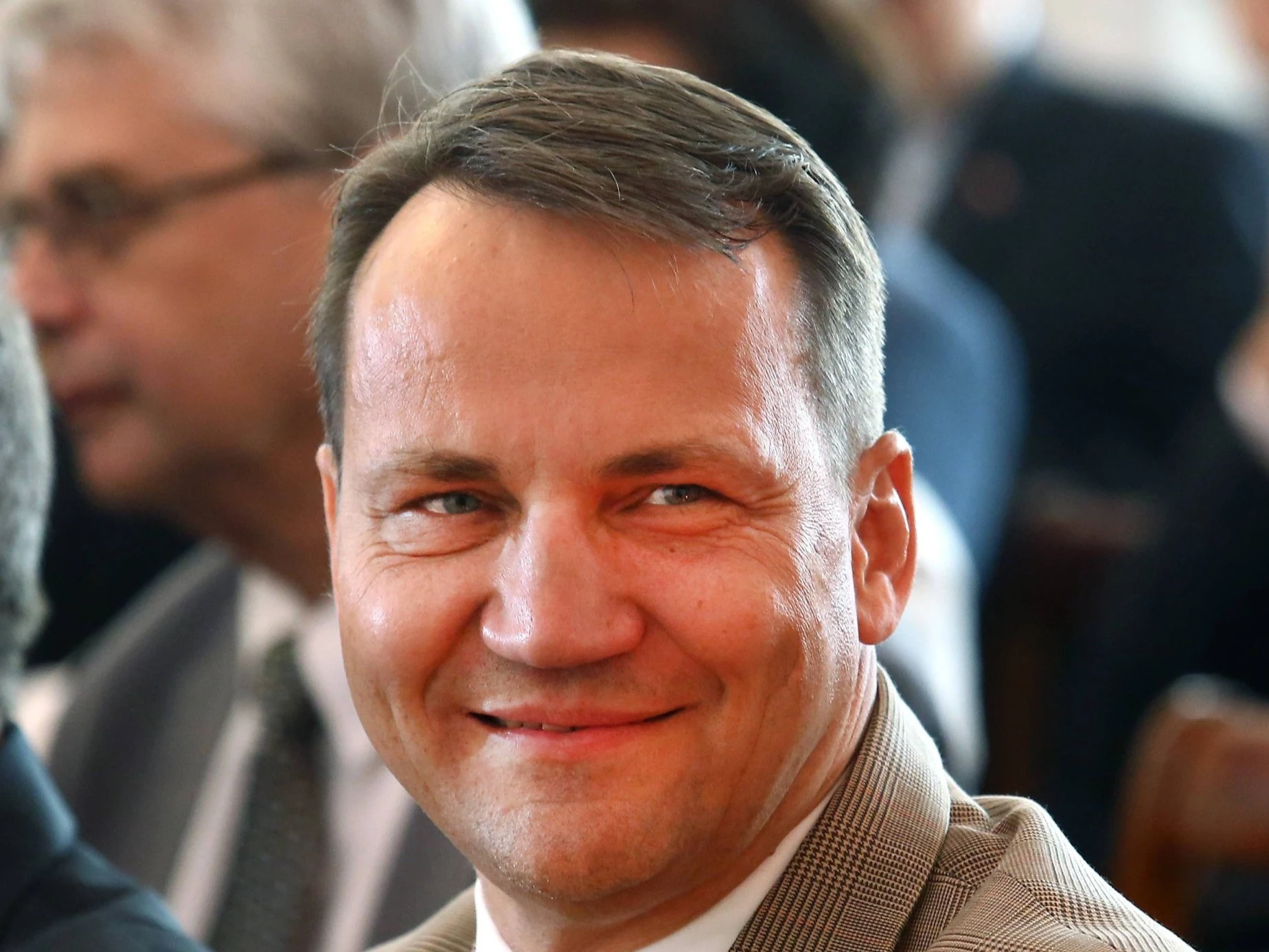 Radosław Sikorski zrobi czystki w MSZ? Lista rozpoczyna się od człowieka Macierewicza przy NATO