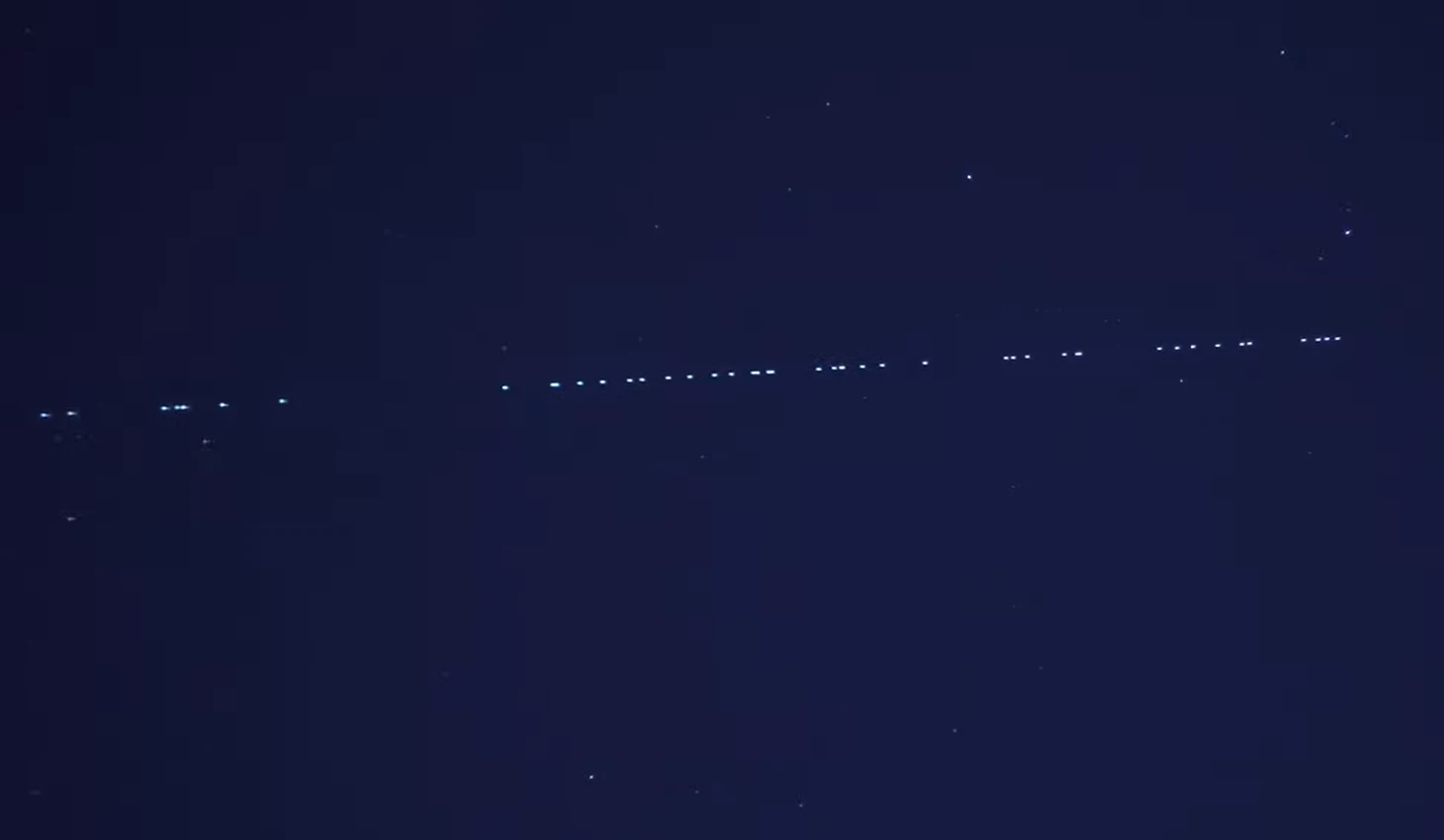 SpaceX: Kosmiczny internet dostępny na całym globie już we wrześniu. Jest jedno „ale”