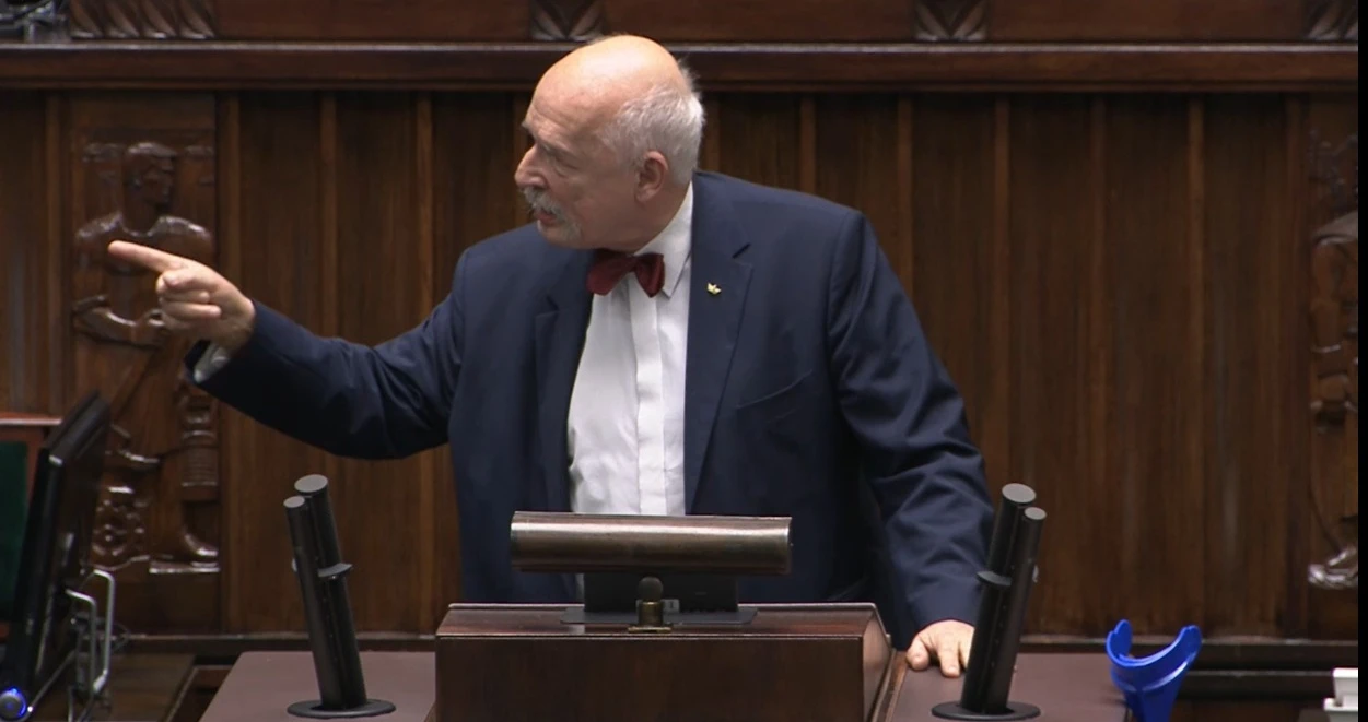„Białoruś już się nie wywinie”. Janusz Korwin-Mikke komentuje kryzys na granicy