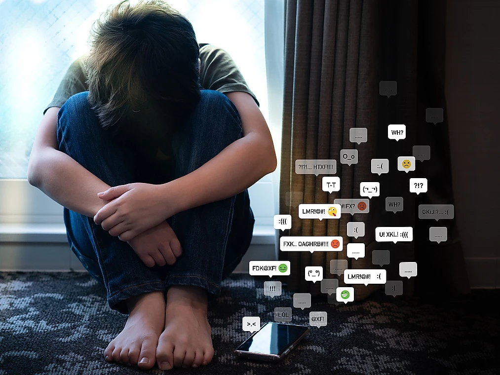 Cyberprzemoc niewiele różni się od... agresji fizycznej! Jak dbać o bezpieczeństwo dzieci w sieci?