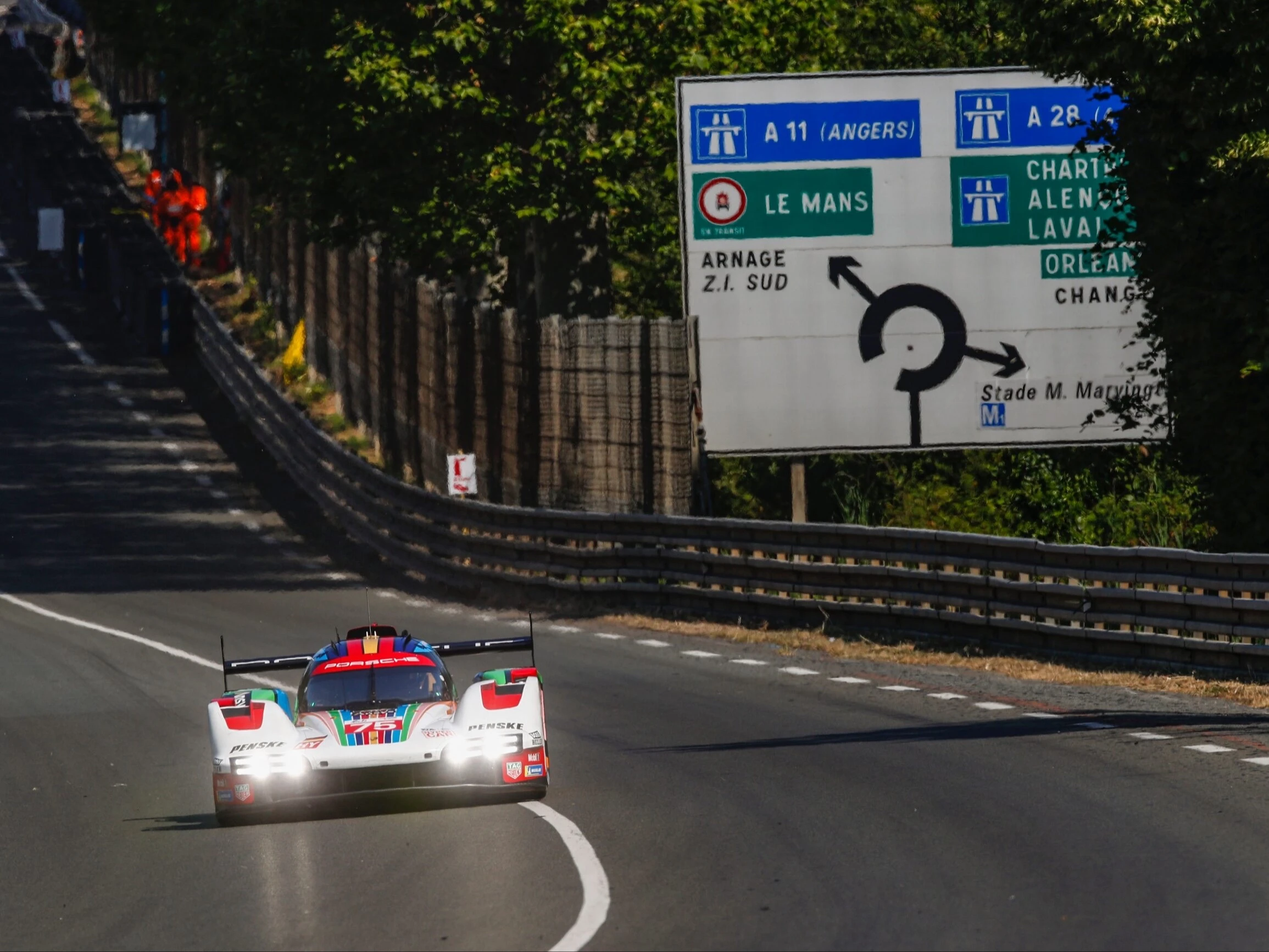 Porsche znów powalczy o wygraną w Le Mans. Wystawi trzy Porsche 963