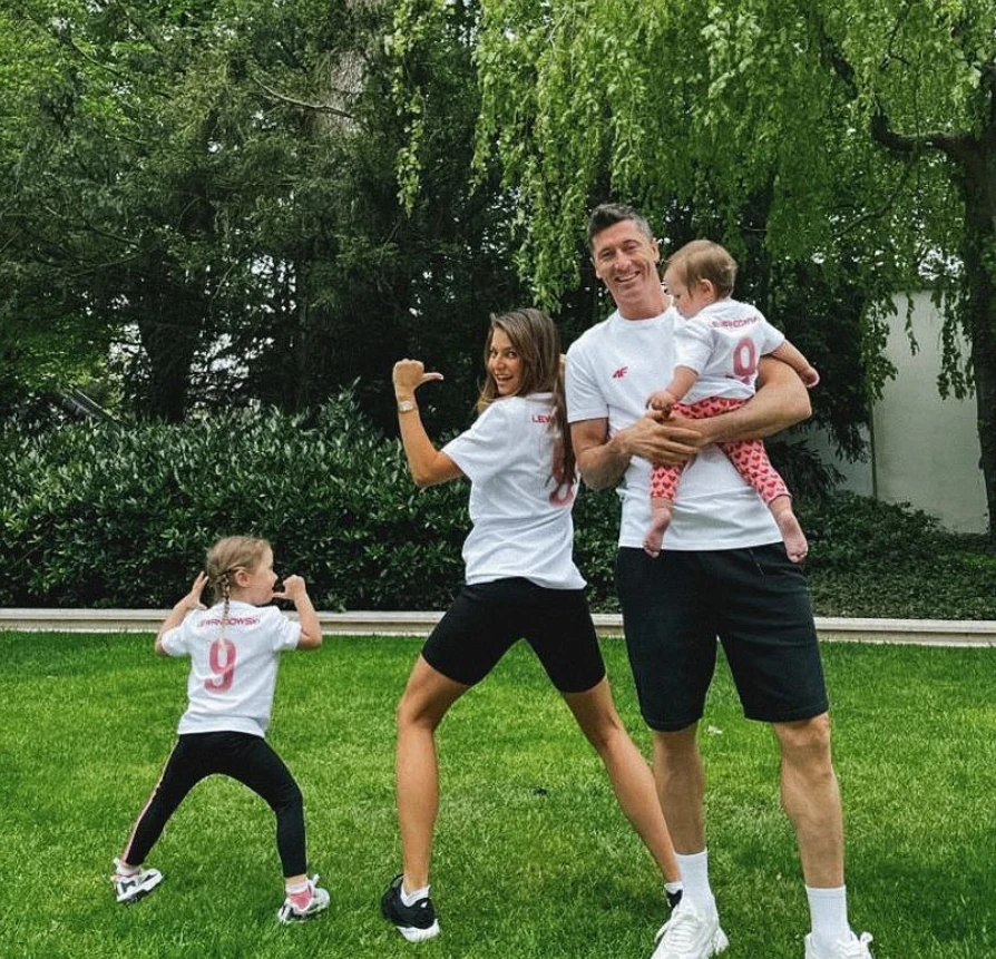 Euro 2020. Anna Lewandowska wspiera męża. Fotki mówią same za siebie