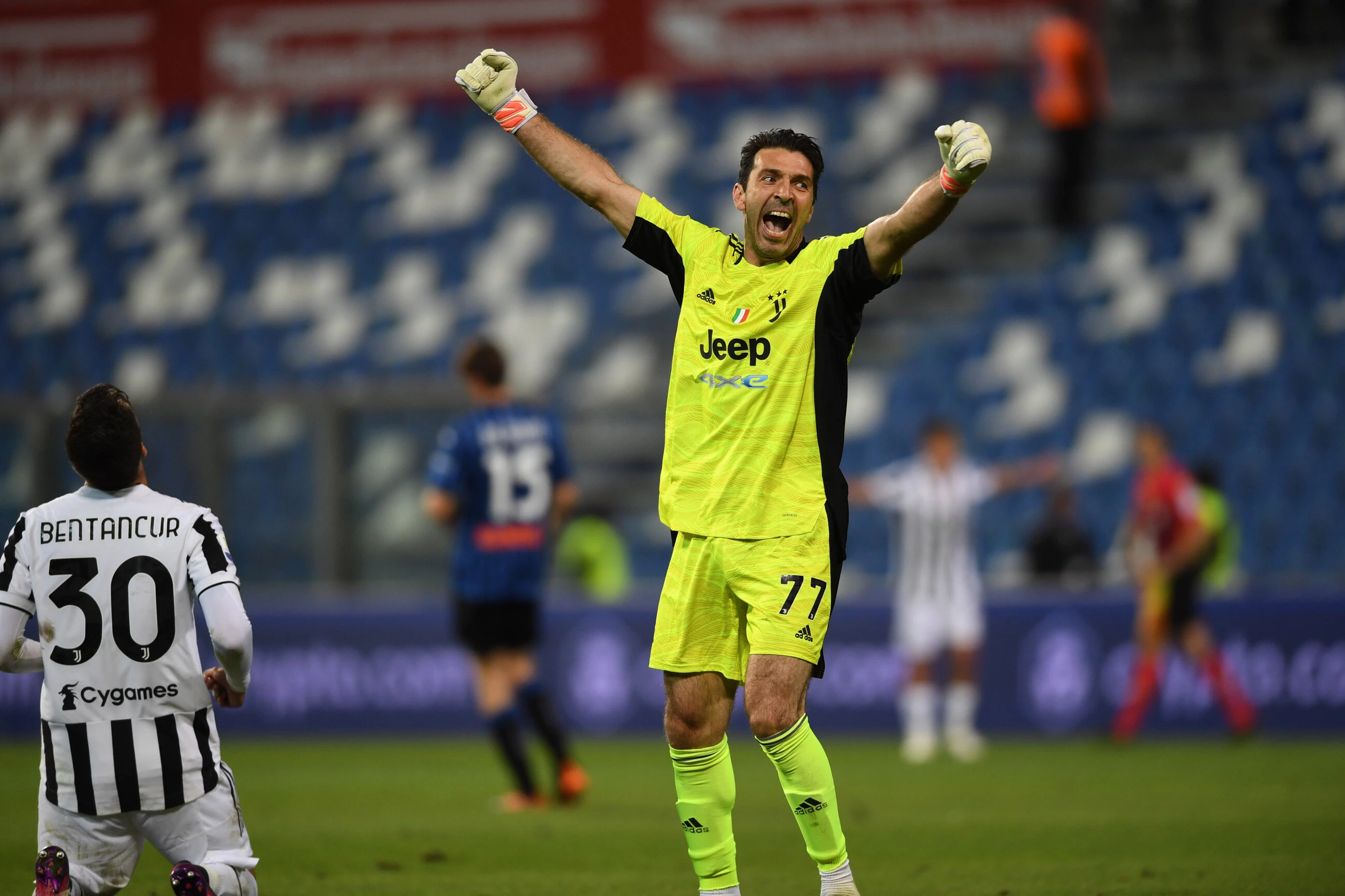 Buffon wraca do klubu po 20 latach. „Wrócił tam gdzie jego miejsce”